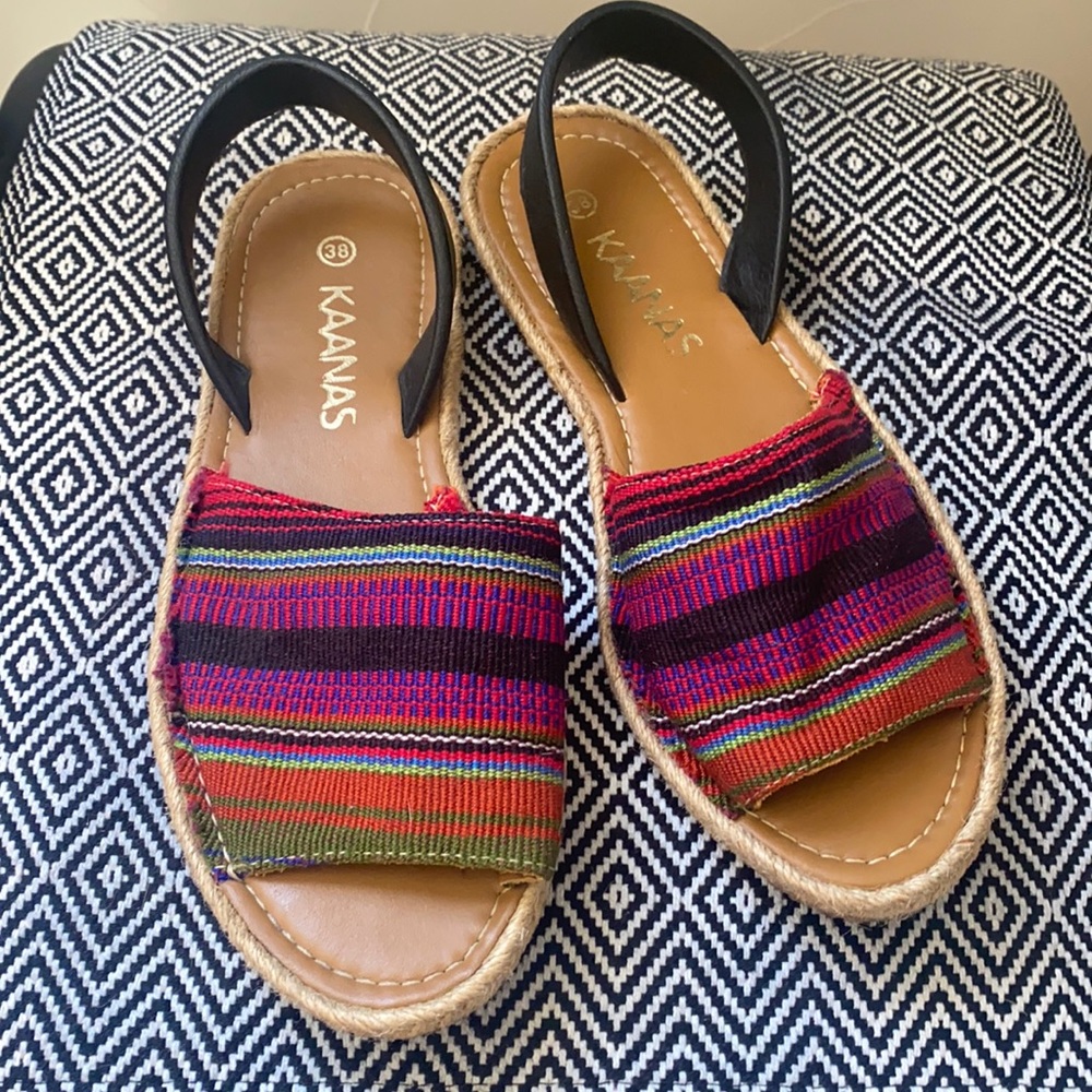 Kaanas Sandals Lightly Worn 38